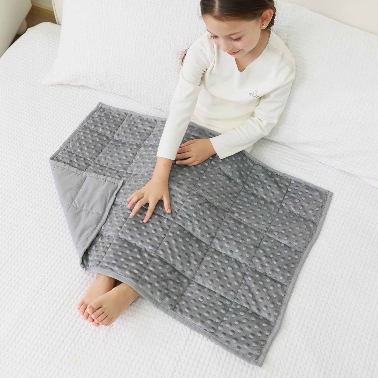 Mr. Sandman Weighted Blanket for Sleeping 2 lbs, 20 x 30 Inches | Soft Cooling Minky Dots; Machine Washable; Glass Bead Filling; Weighted Lap Blanket for School and Home; Grey